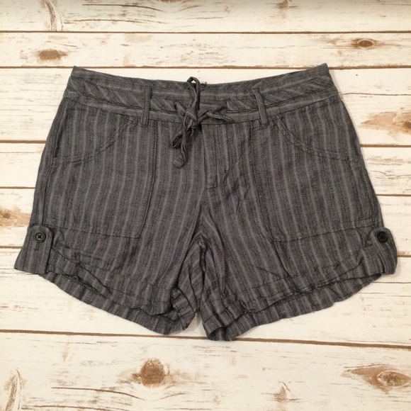 Banana Republic Pants - Banana Republic petite linen shorts